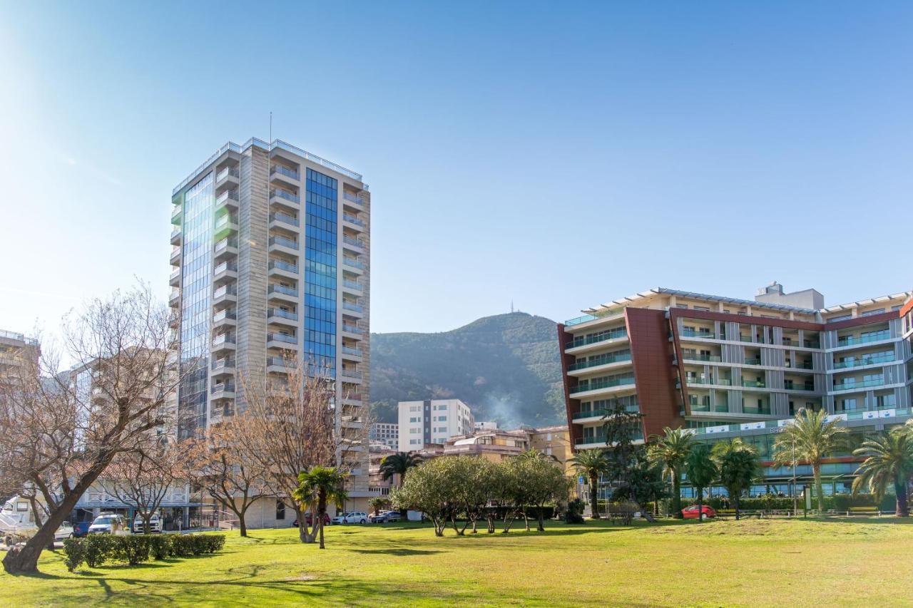 Apartment A10